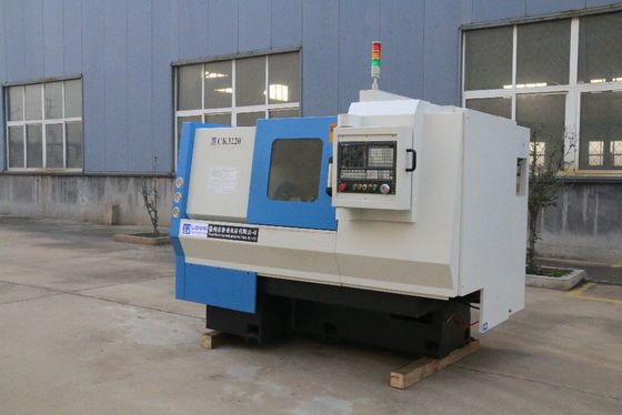 精密傾いたベッドCNCの旋盤の製造業者TCK420 TCK500 TCK520 CNCの回転機械