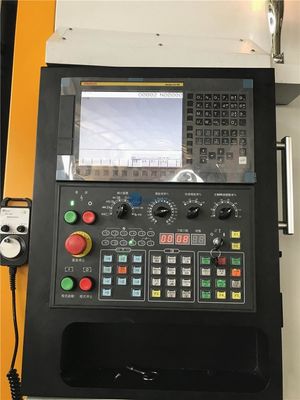 縦CNCの旋盤VTC850 CNCの回転機械