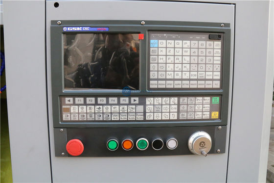 傾いたベッドCNCの旋盤機械MT3040TC CNCの旋盤機械
